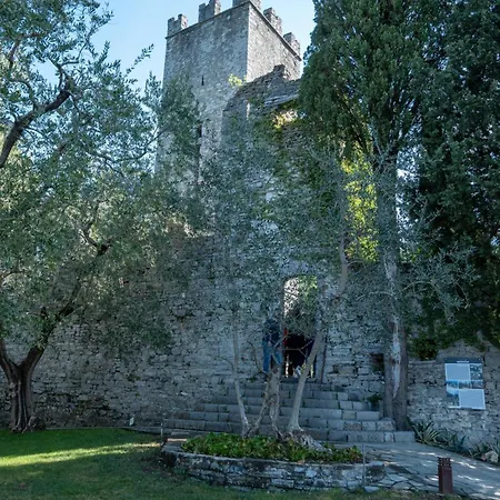 Casa Ori - *